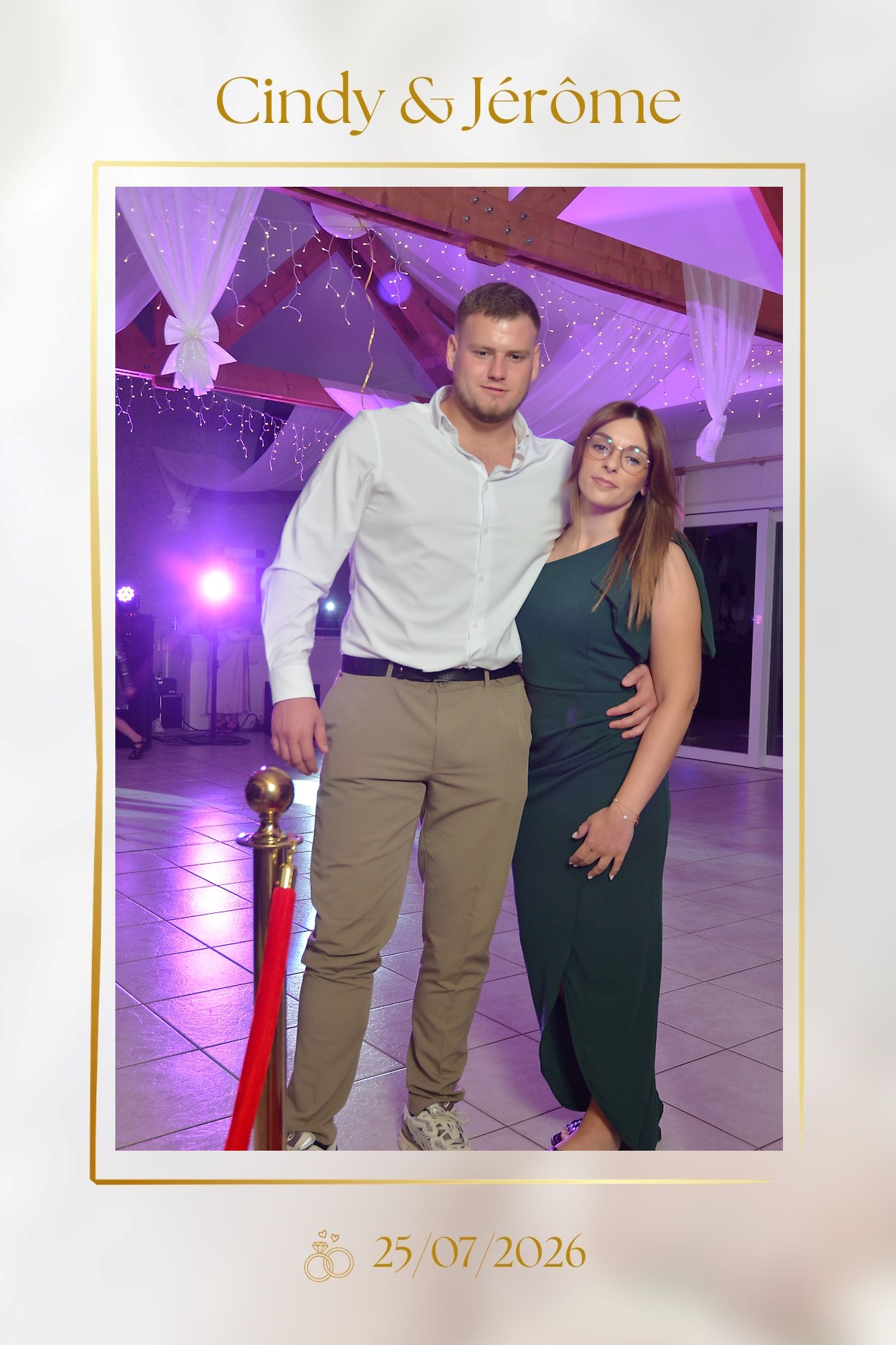 Location Photobooth Miroir Magique en action lors d'un événement en Belgique